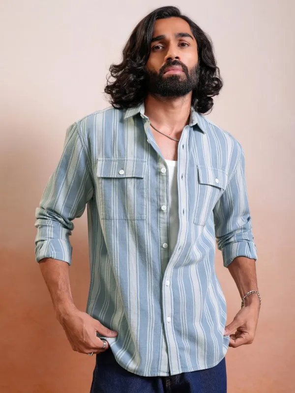 Locomotive Men Blue Striped Relaxed Fit Casual Shirt