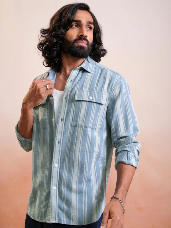 Locomotive Men Blue Striped Relaxed Fit Casual Shirt