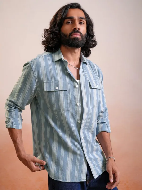 Locomotive Men Blue Striped Relaxed Fit Casual Shirt