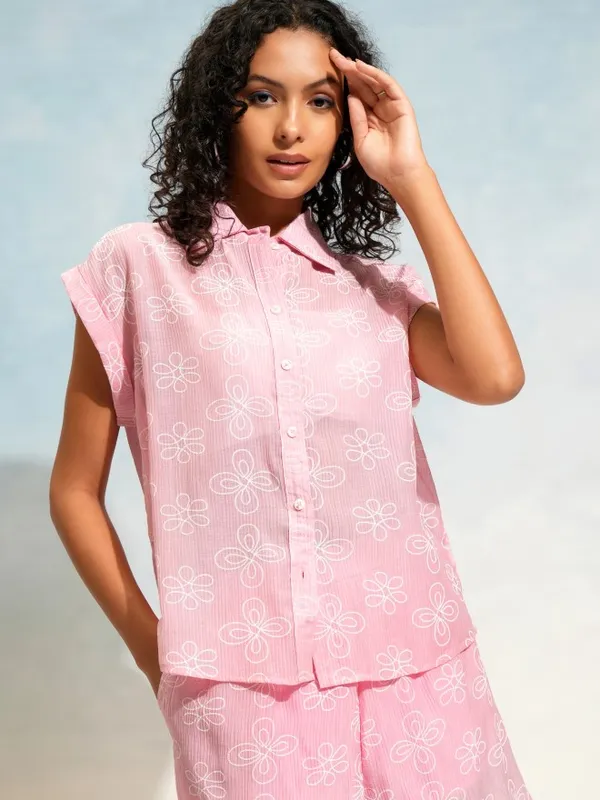 Tokyo Talkies Women Pink Shirt With Shorts Co-Ords