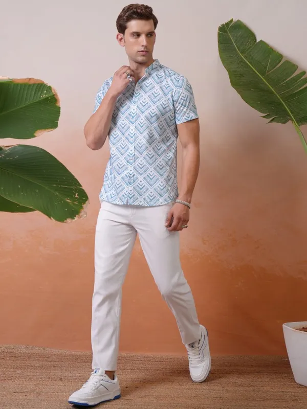 Locomotive Premium Men Blue Printed Cuban Collar Relaxed Shirt