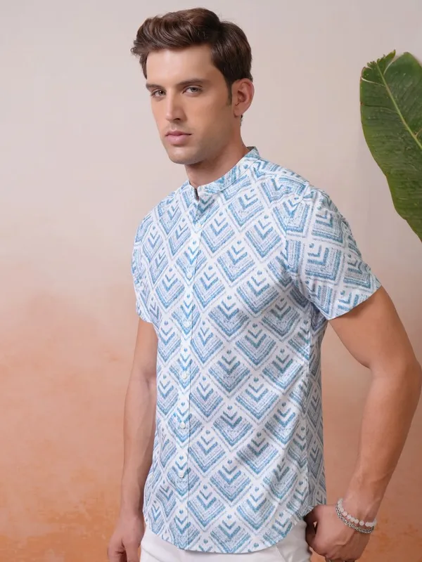 Locomotive Premium Men Blue Printed Cuban Collar Relaxed Shirt