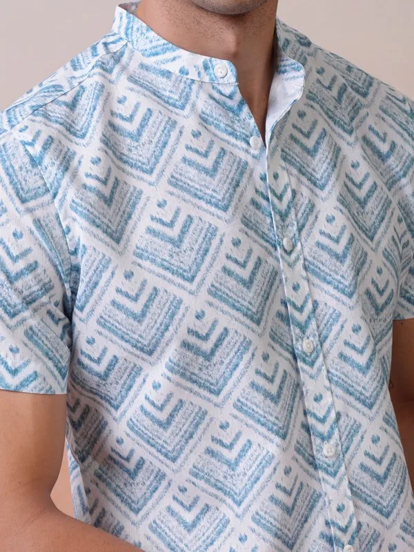 Locomotive Premium Men Blue Printed Cuban Collar Relaxed Shirt