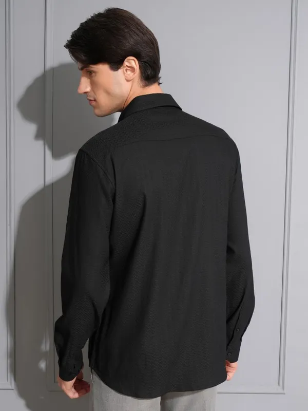 Locomotive Men Black Textured Slim Fit Casual Shirt