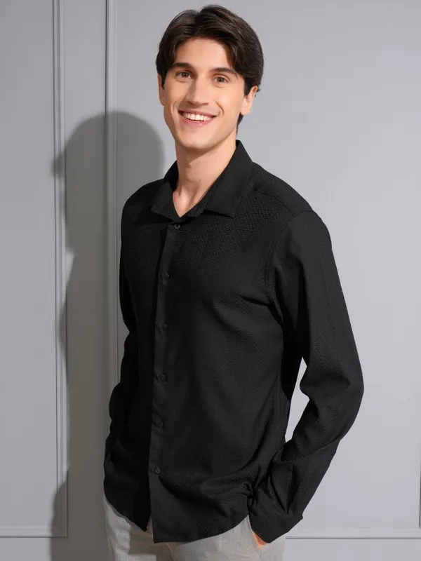 Locomotive Men Black Textured Slim Fit Casual Shirt