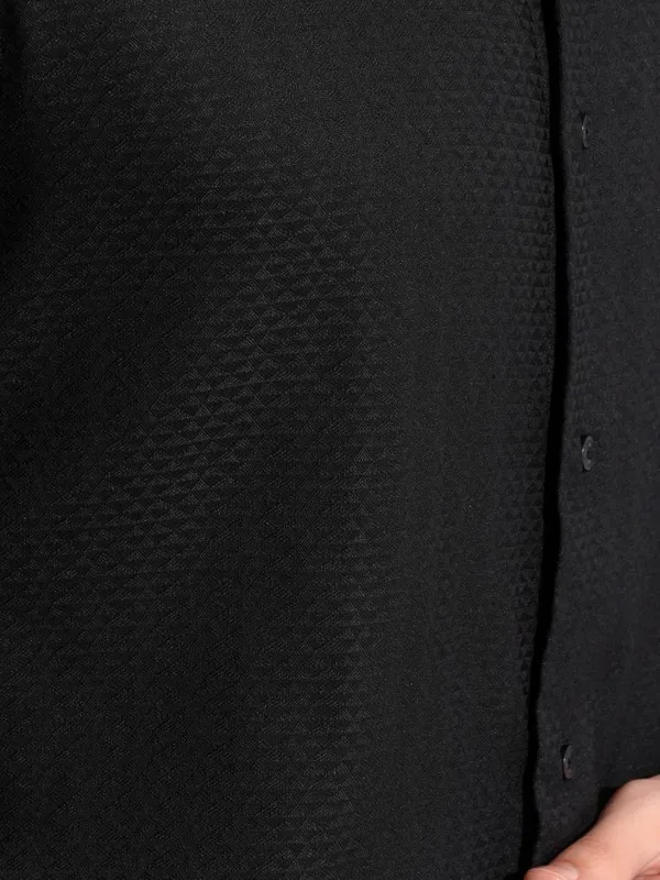 Locomotive Men Black Textured Slim Fit Casual Shirt