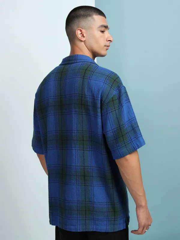 Highlander Men Blue Checked Oversized Fit Casual Shirt