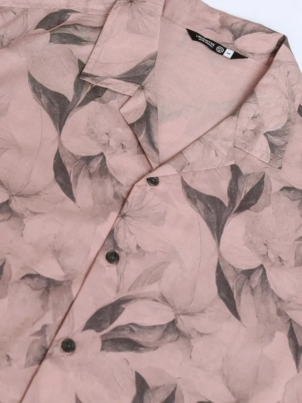 Locomotive Premium Men Peach Printed Oversized Fit Casual Shirt