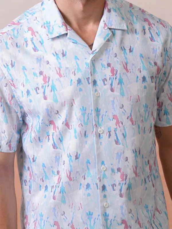 Locomotive Men Blue Printed Relaxed Fit Casual Shirt