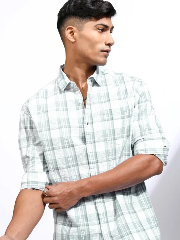 Locomotive Men Teal Checked Regular Fit Casual Shirt