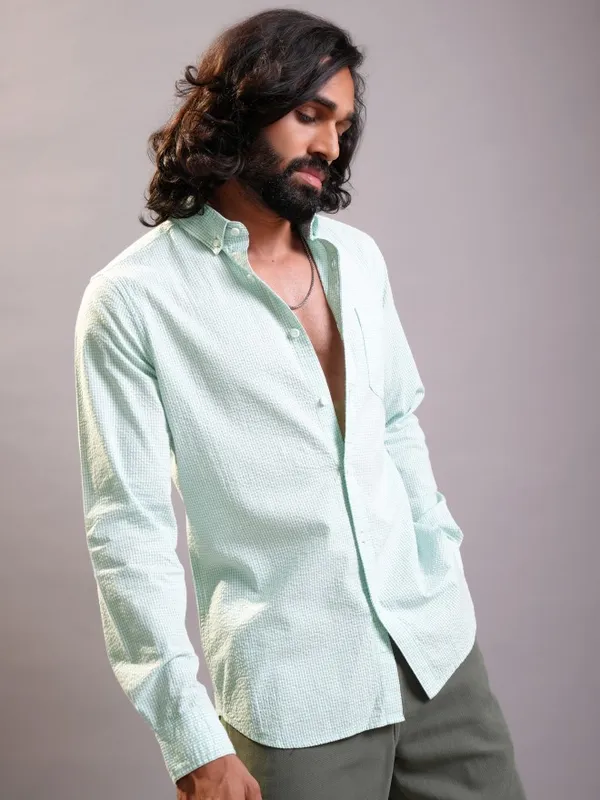 Men Regular Fit Casual Shirt