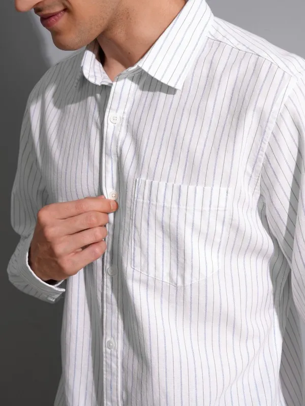 Locomotive Men White Striped Regular Fit Casual Shirt