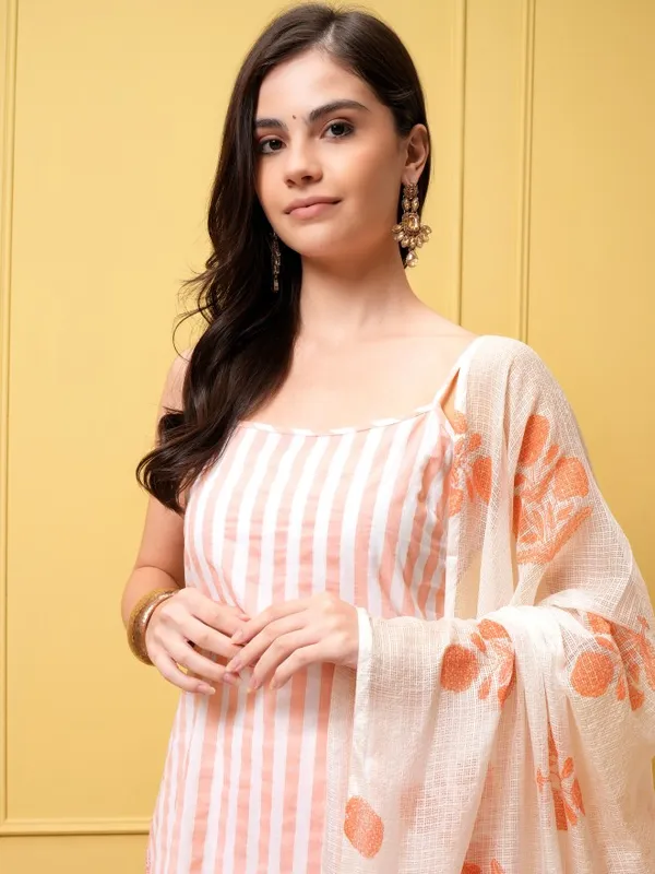 Women Kurta With Trousers & Dupatta