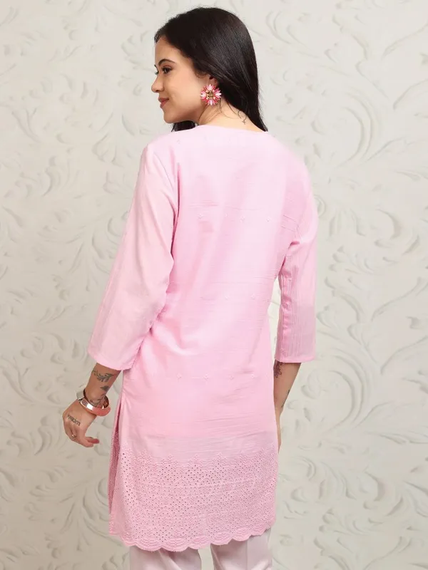 Vishudh Women Pink Embroidered Tunic