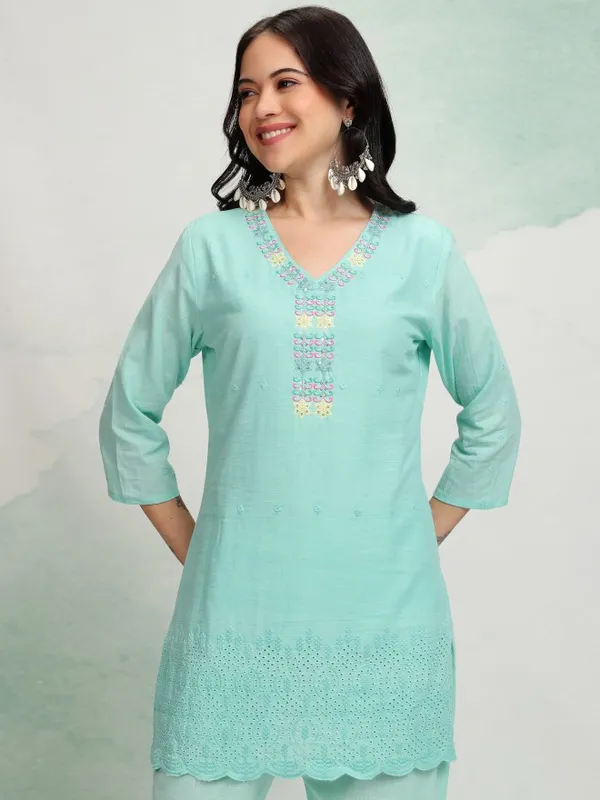 Vishudh Women Blue Embroidered Tunic