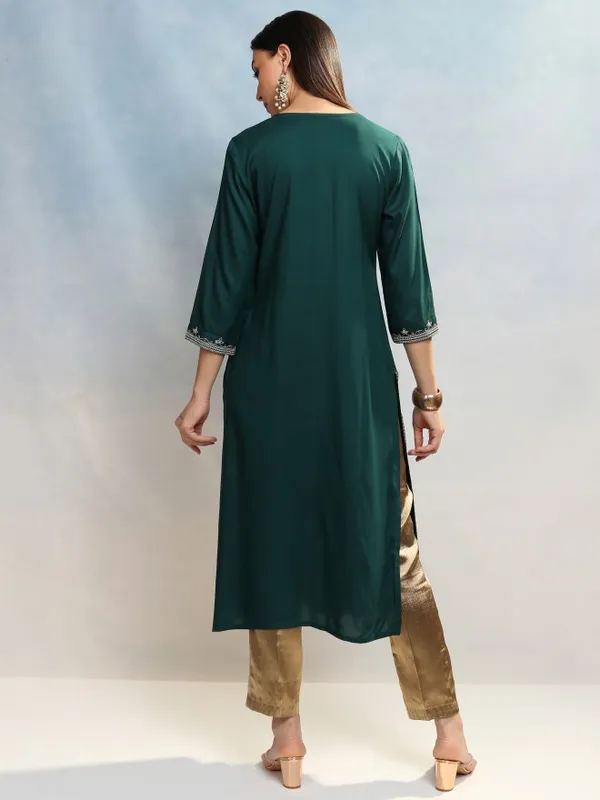 Vishudh Women Teal Embroidered A-Line Kurta