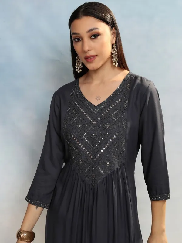 Vishudh Women Grey Embroidered A-Line Kurta