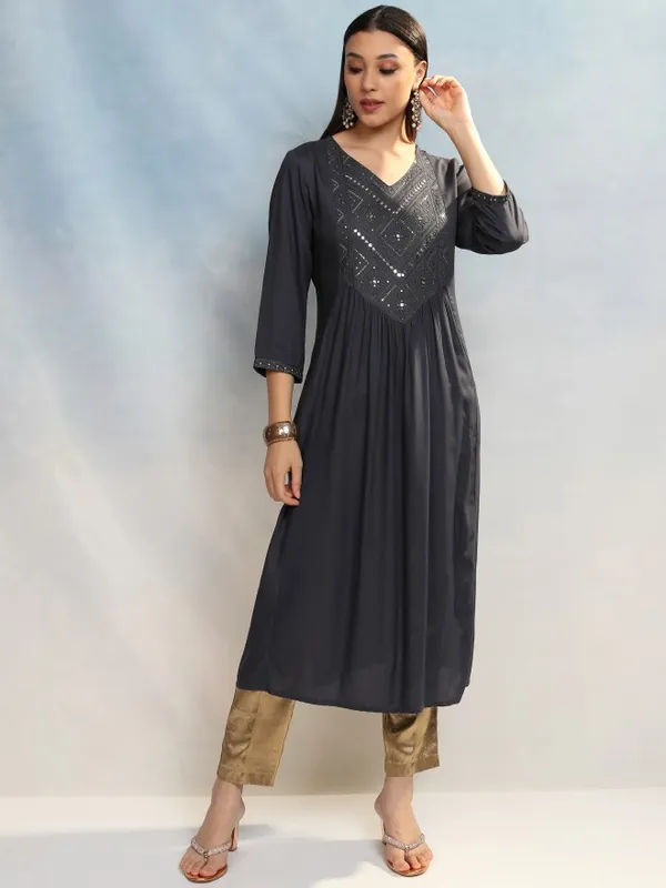 Vishudh Women Grey Embroidered A-Line Kurta