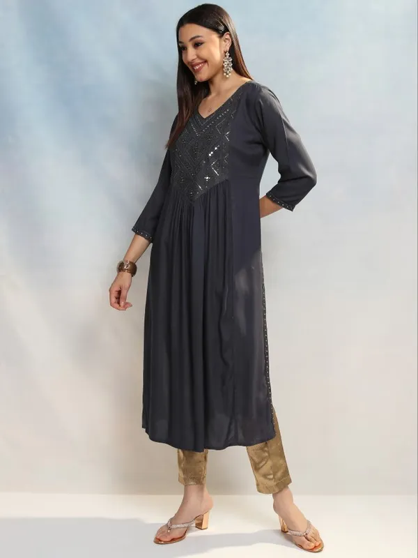 Vishudh Women Grey Embroidered A-Line Kurta