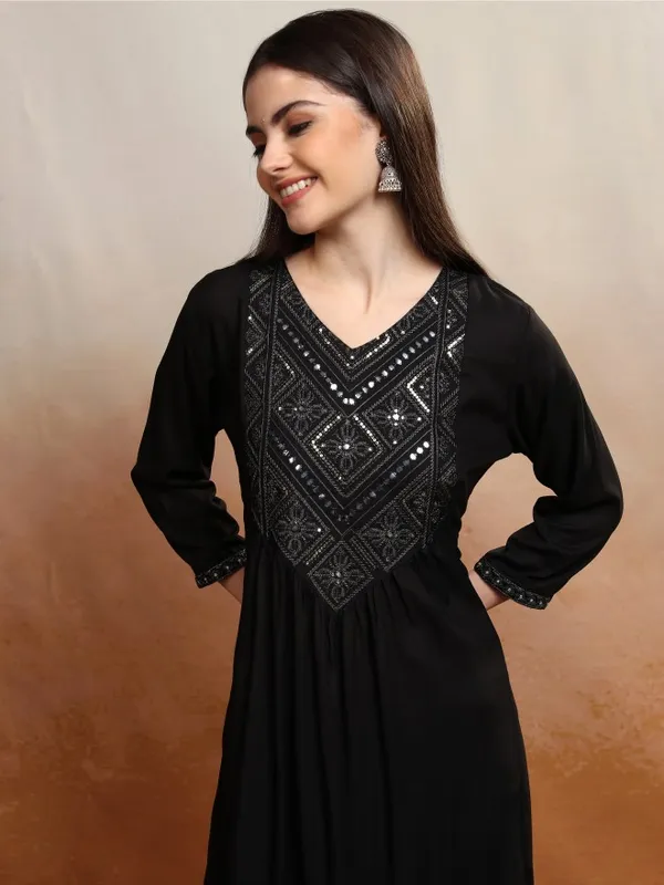 Vishudh Women Black Embroidered A-Line Kurta