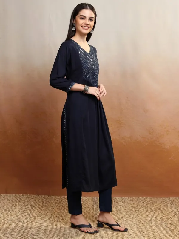Vishudh Women Blue Embroidered A-Line Kurta