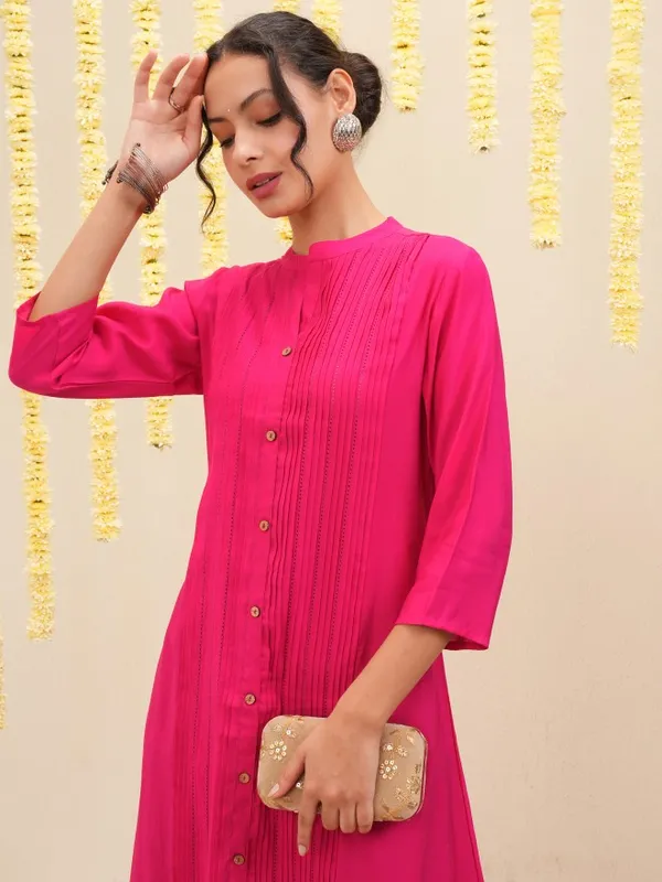 Vishudh Women Pink Embroidered A-Line Kurta