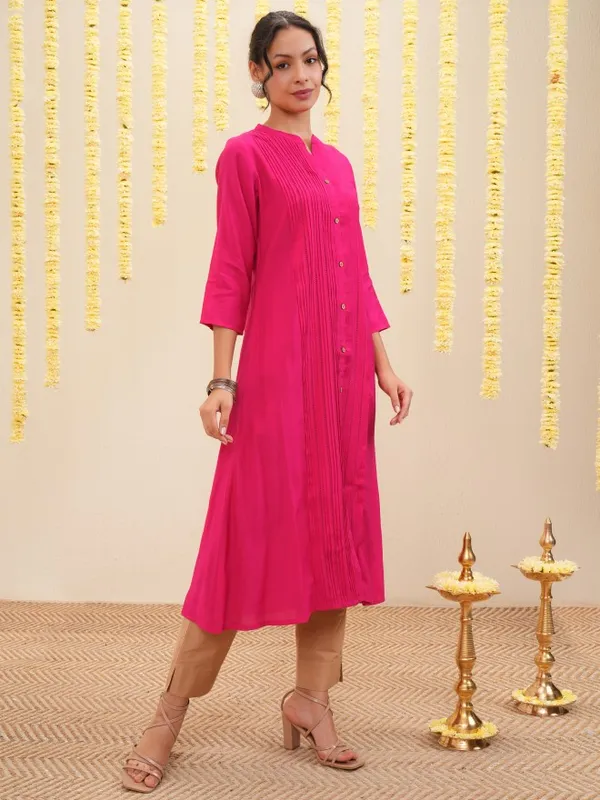 Vishudh Women Pink Embroidered A-Line Kurta