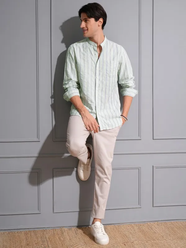 Locomotive Men Olive Striped Regular Fit Casual Shirt