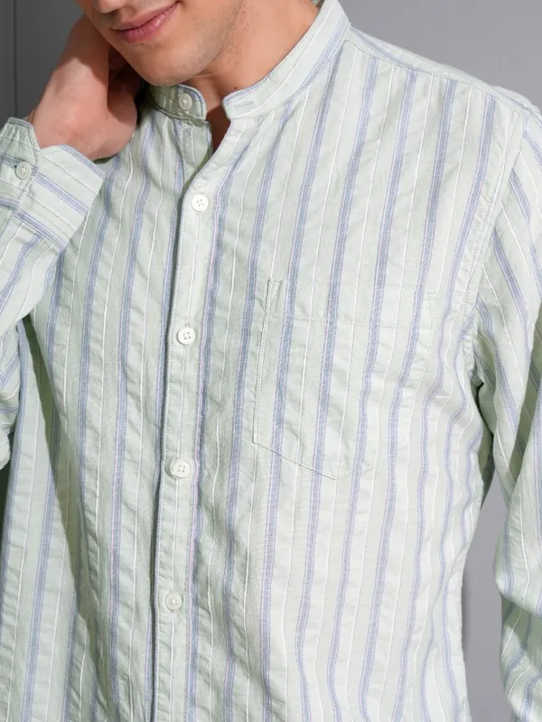 Locomotive Men Olive Striped Regular Fit Casual Shirt