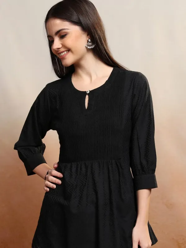 Vishudh Women Black Self Design Top