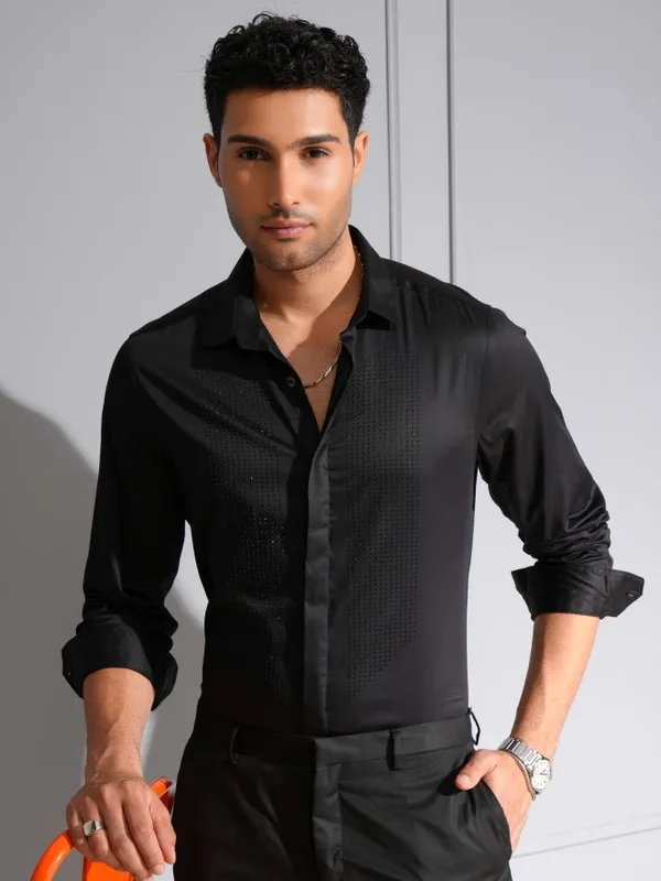 Highlander Men Black Embellished Slim Fit Casual Shirt