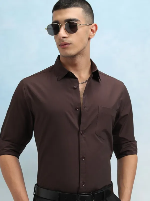 Men Slim Fit Casual Shirt