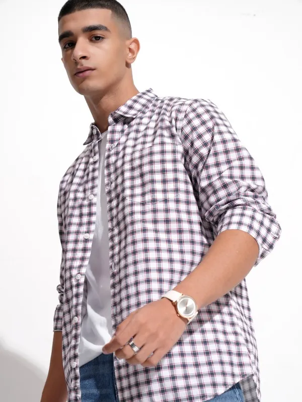 Highlander Men White Checked Slim Fit Casual Shirt