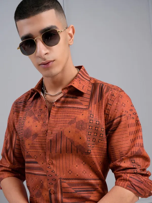 Highlander Men Orange Printed Slim Fit Casual Shirt