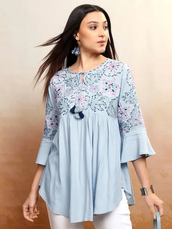 Vishudh Women Blue Embroidered Top