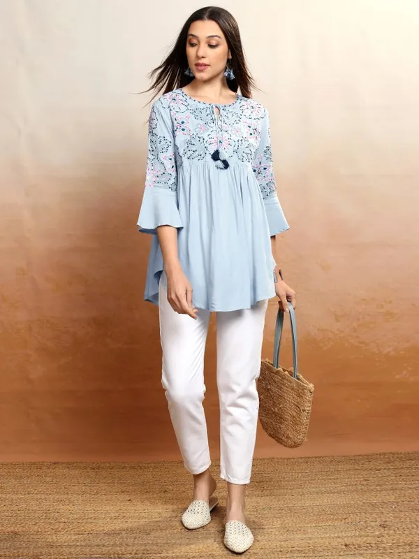 Vishudh Women Blue Embroidered Top