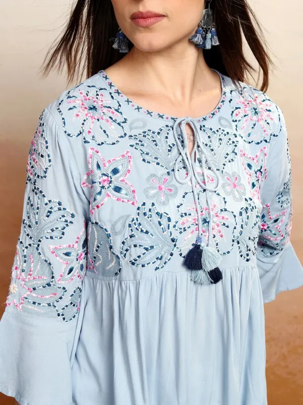 Vishudh Women Blue Embroidered Top