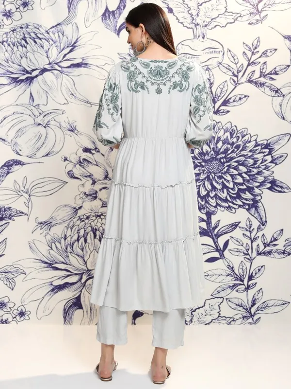 Vishudh Women White Tunic With Trousers Co-Ords