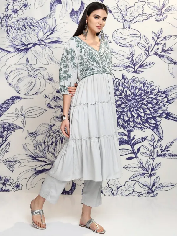 Vishudh Women White Tunic With Trousers Co-Ords