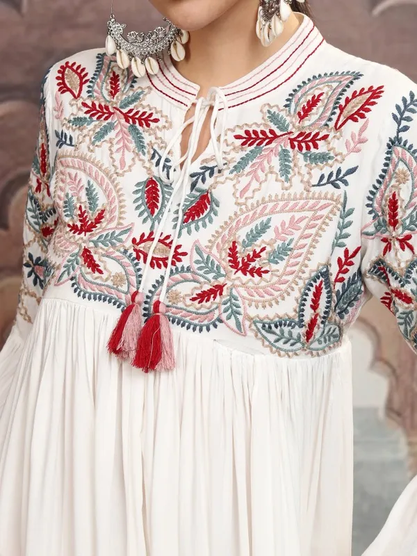 Vishudh Women White Embroidered Maxi Dress