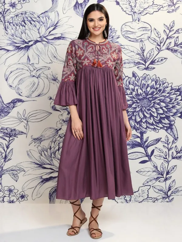 Vishudh Women Purple Embroidered A-Line Dress