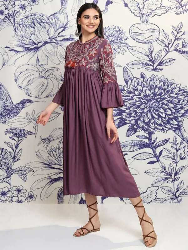 Vishudh Women Purple Embroidered A-Line Dress
