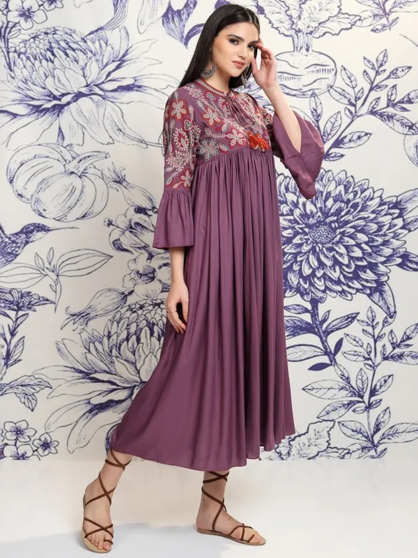 Vishudh Women Purple Embroidered A-Line Dress