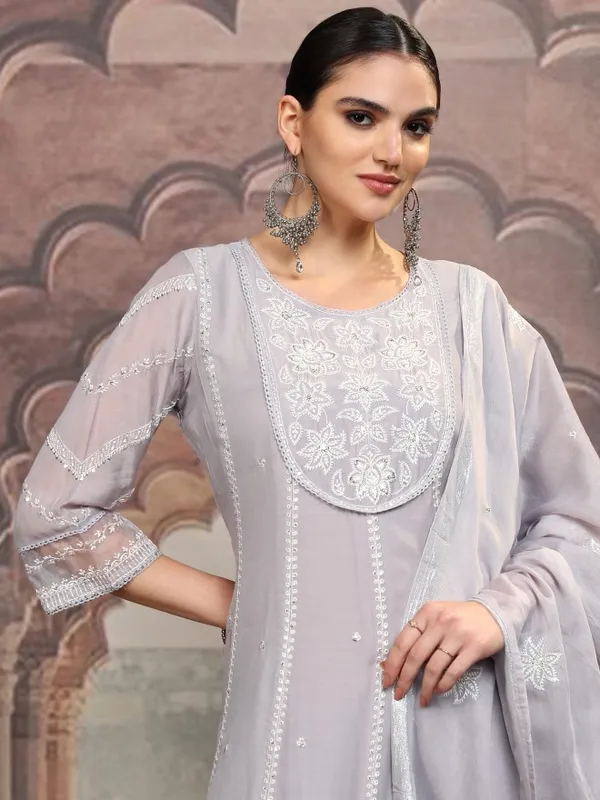 Vishudh Women Purple Embroidered Kurta With Trouser And Dupatta