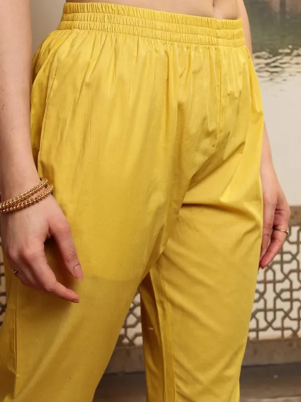Women Kurta With Trouser And Dupatta