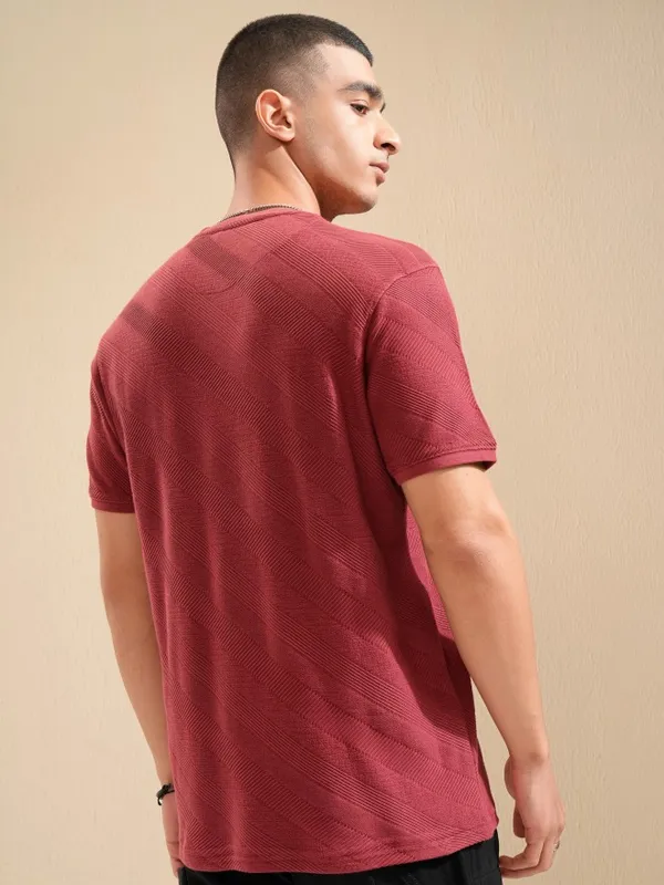 Highlander Men Coral Self Design Regular Fit T-Shirt
