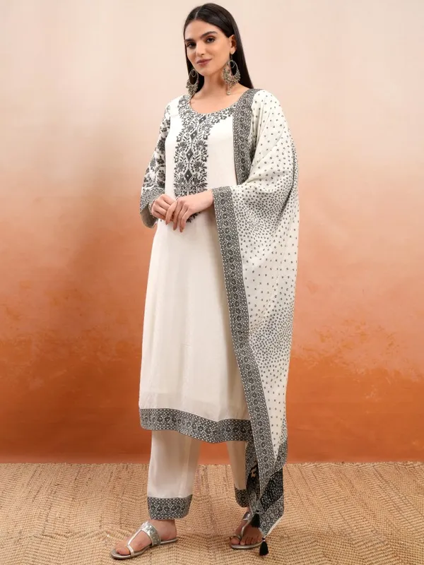Vishudh Women Cream Embroidered Kurta With Trousers And Dupatta
