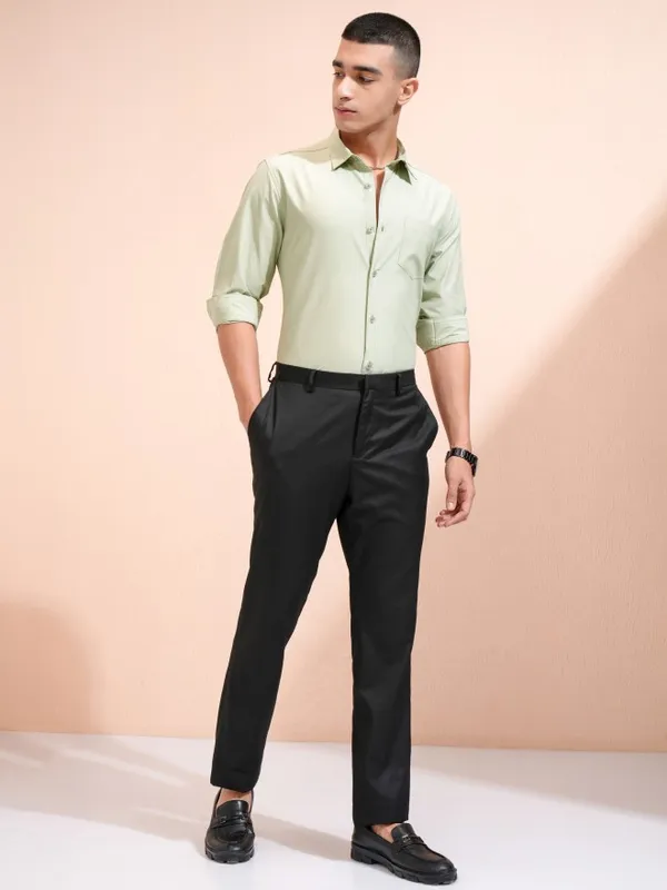 Men Slim Fit Casual Shirt