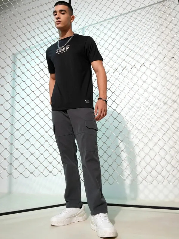 Men Loose Fit Cargos