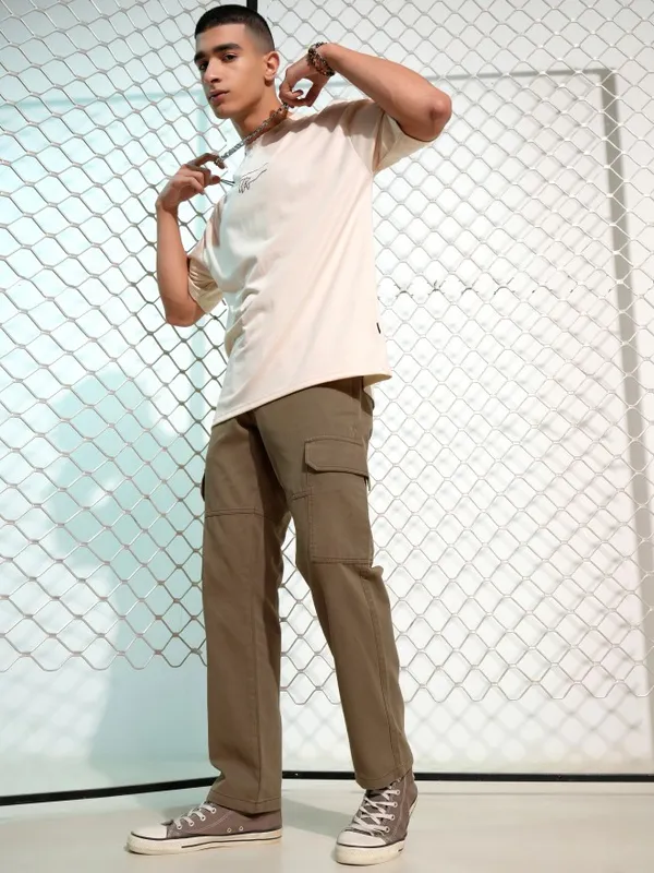 Men Loose Fit Cargos